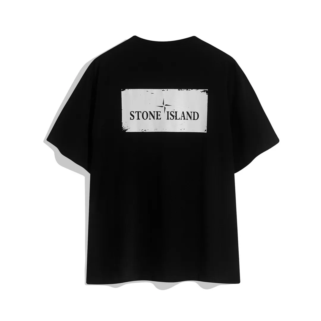 W612#P110💰 [Stone lsland/Stone Island summer new front and back printed short-sleeved T-shirt] ⚠️[Original creation, high control of details] Made of 260 grams of combed cotton, 32-count double yarn - Simple basic versatile style, original quality, the first choice for couples. - Made in a large factory, four needles and five threads on the shoulder, neat alignment, high quality workmanship. - Same style for men and women, very versatile, one piece for each hand, details are clearly visible. Color: black White Size: M L